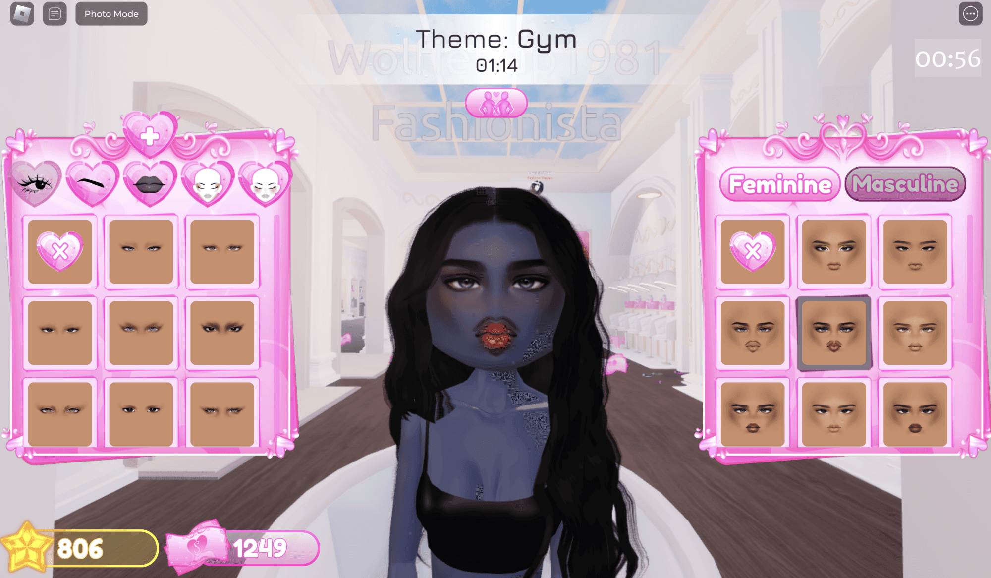 Un pantallazo de Dress to Impress, un juego de Roblox enfocado en el diseño de moda creativo.
