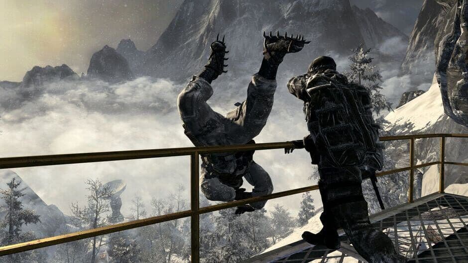 Una captura de pantalla de jugabilidad de alta acción de Call of Duty: Black Ops que ilustra el combate clásico que llegará a PS4 y PS5.