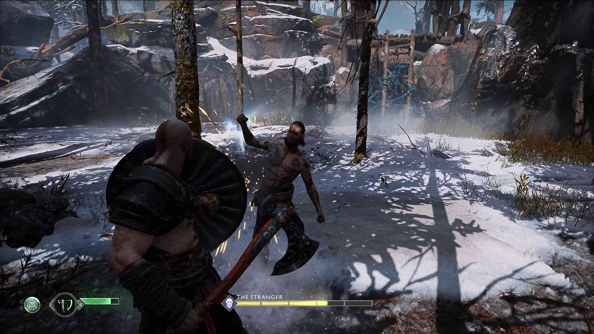 Captura de pantalla del rendimiento de God of War en PC que muestra texturas de personajes de alta fidelidad y los detallados rasgos faciales de Kratos.