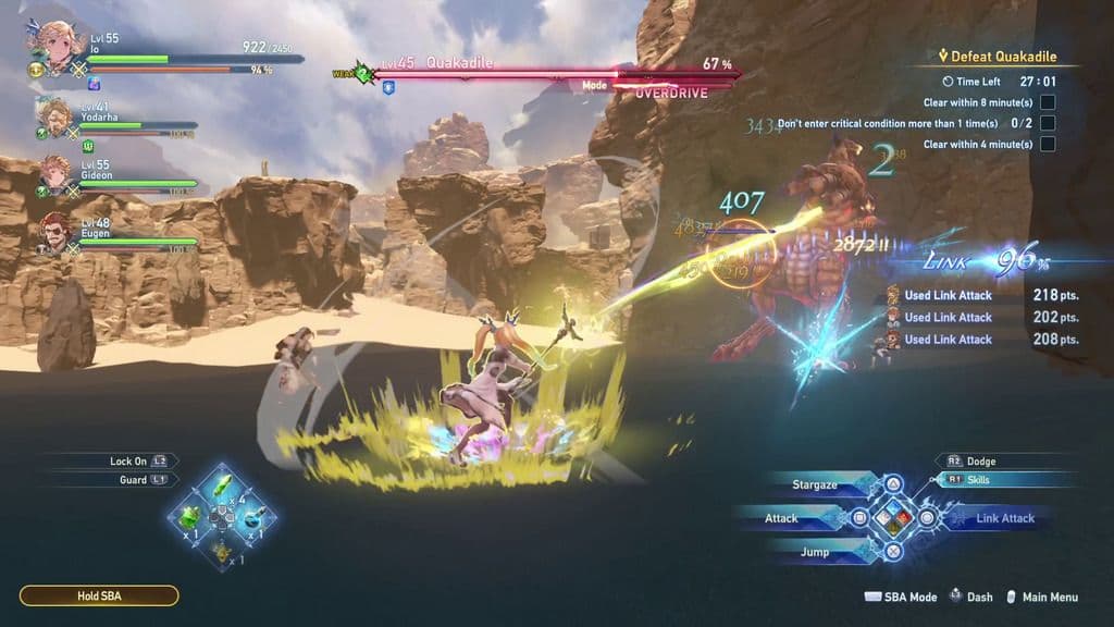 Io realiza un poderoso Link Attack contra un lagarto de roca gigante en Granblue Fantasy: Relink.