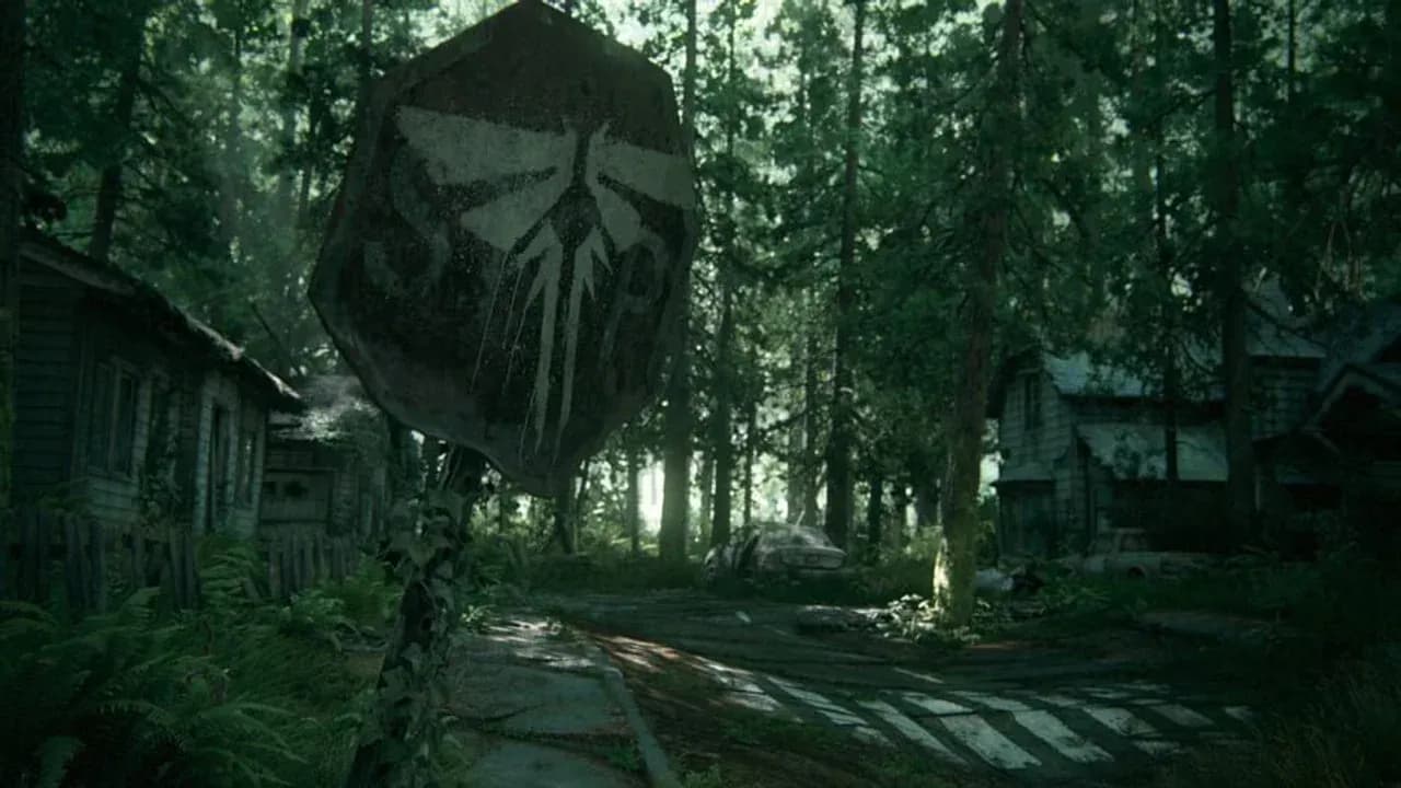 Abby navigates a dark, overgrown environment in The Last of Us Part II, capturing the tense atmosphere of Grounded mode.