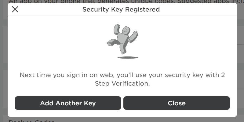 Pantalla de confirmación que muestra que la llave de seguridad 2FA de Roblox se ha activado correctamente