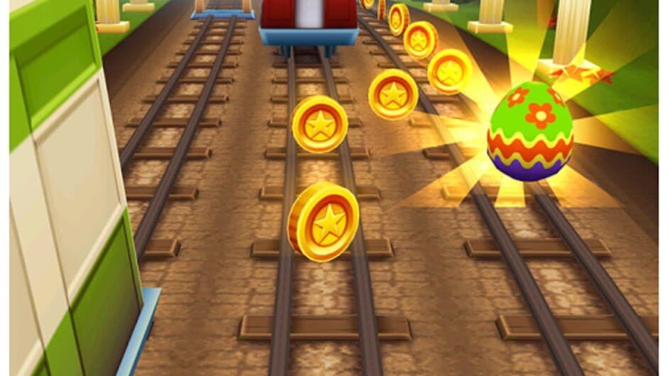 Official screenshot of Subway Surfers demonstrating the verticality of the track design.
